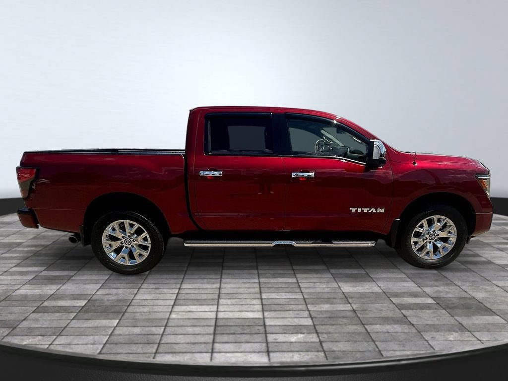 Used 2021 Nissan Titan SL w/ Moonroof Package AWD/4WD image 8