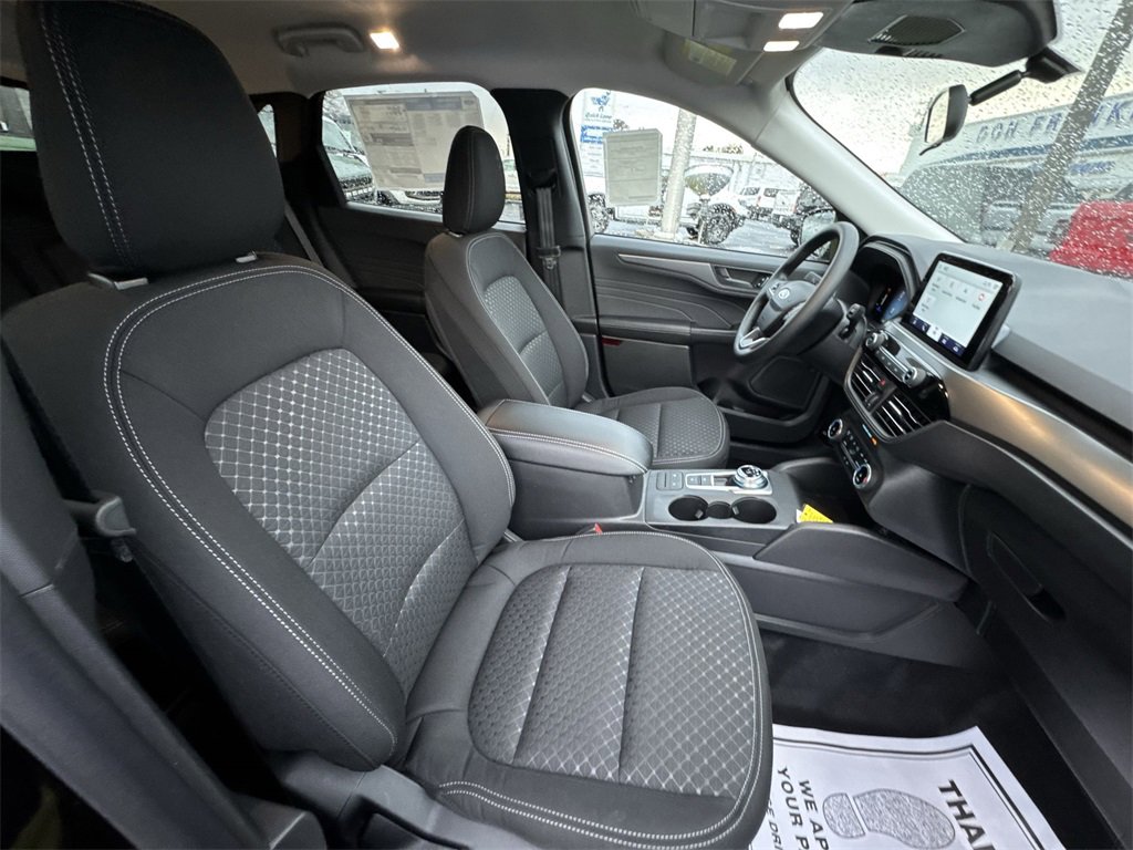 New 2026 Ford Escape Active image 24