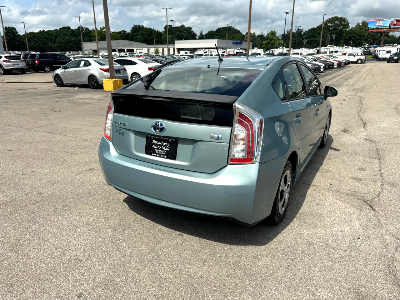 Used 2012 Toyota Prius Two image 3