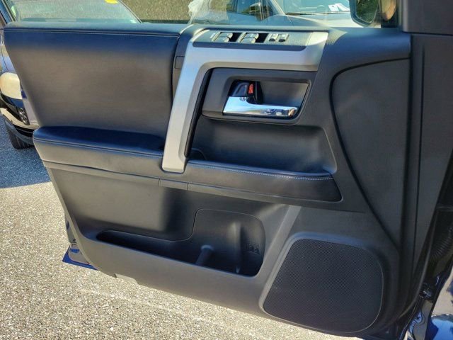 Used 2022 Toyota 4Runner TRD Sport w/ Technology Package AWD/4WD image 34