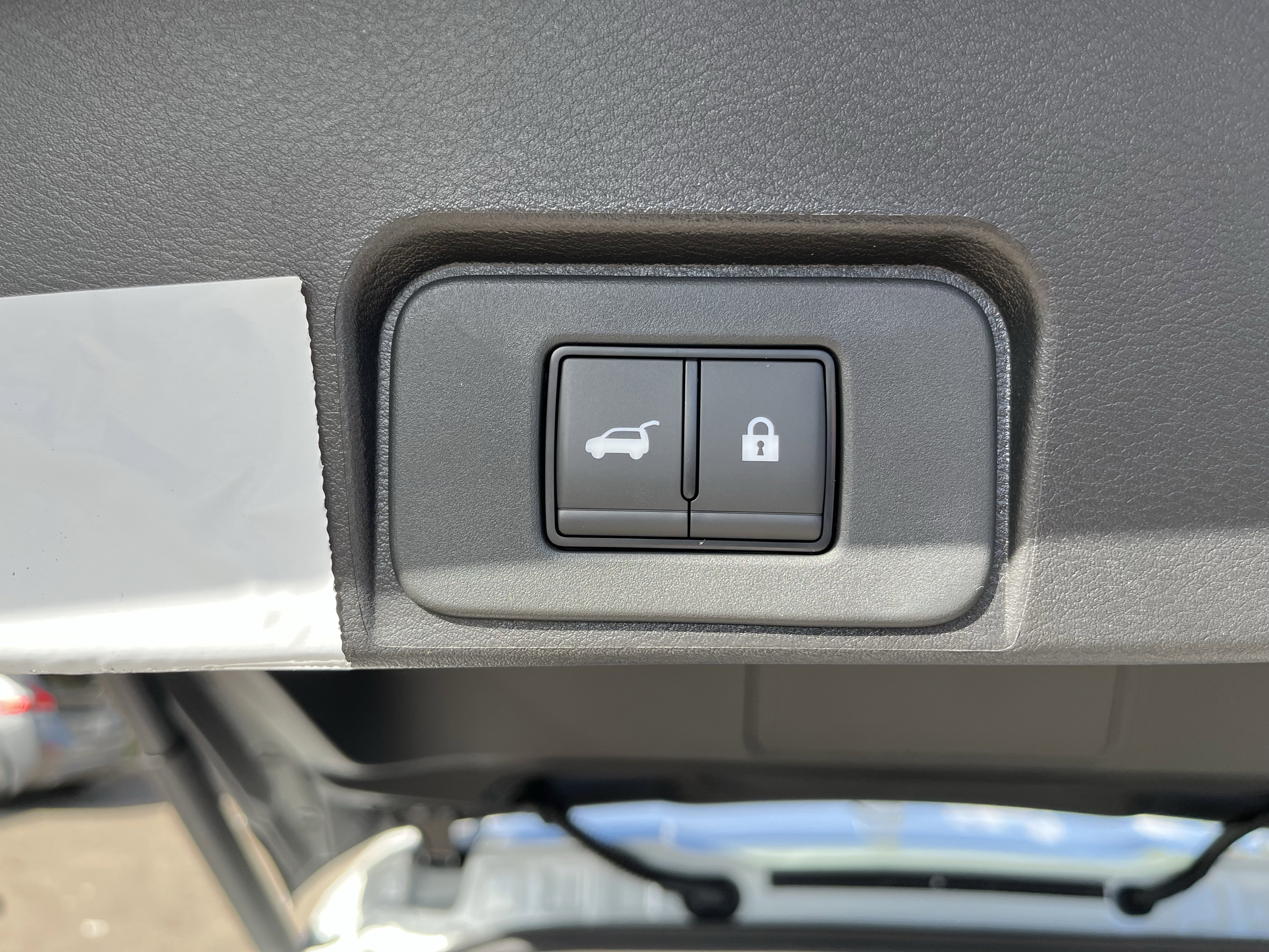 New 2026 Nissan Rogue SV image 32