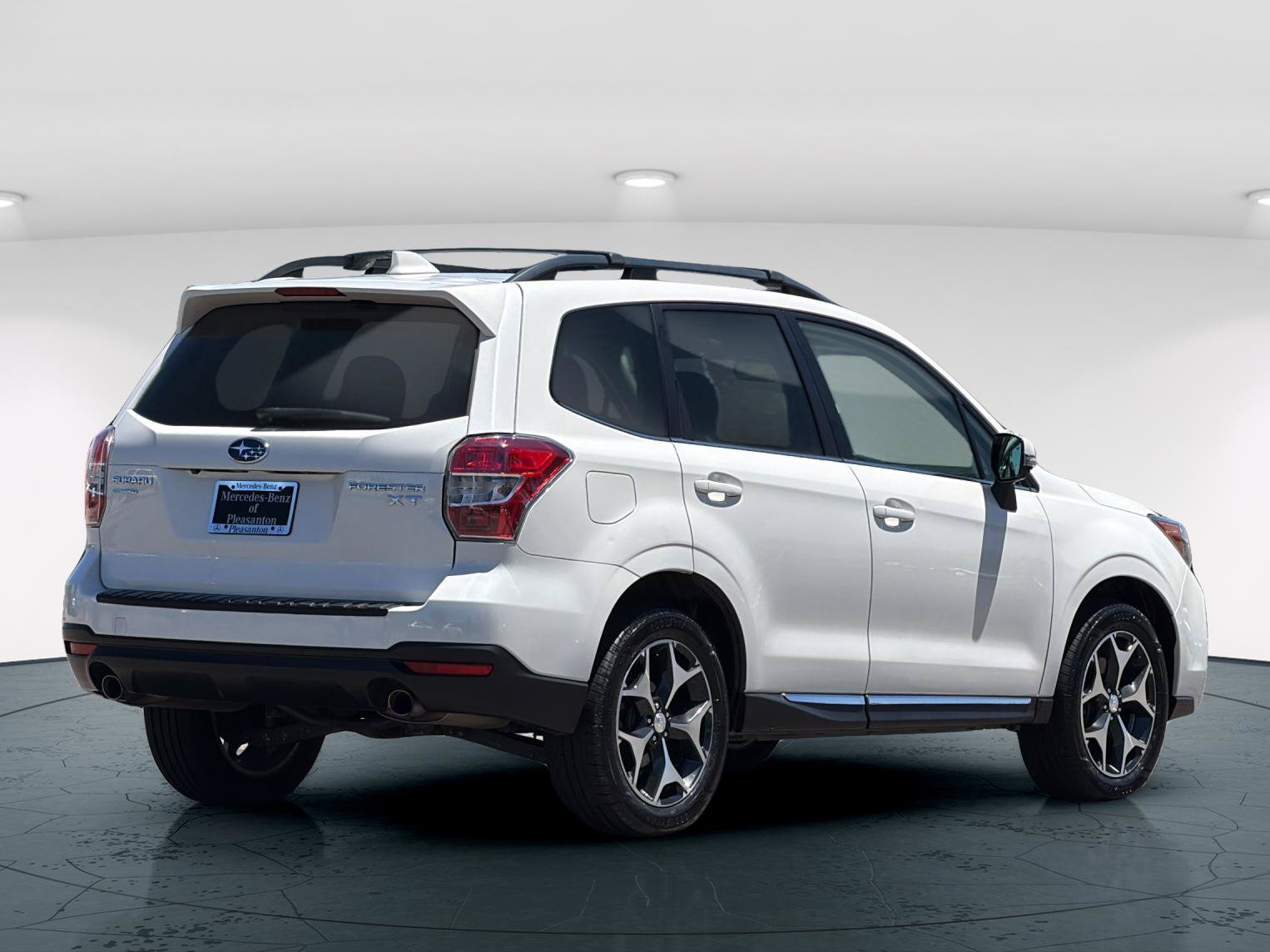 Used 2016 Subaru Forester 2.0XT Touring w/ Eyesight & Navigation System AWD/4WD image 7