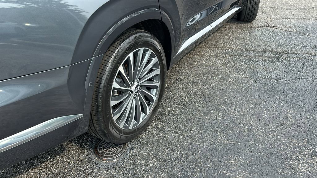 Used 2024 Hyundai Palisade Calligraphy image 8