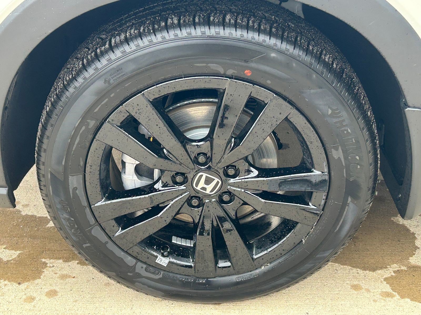New 2026 Honda HR-V Sport image 9