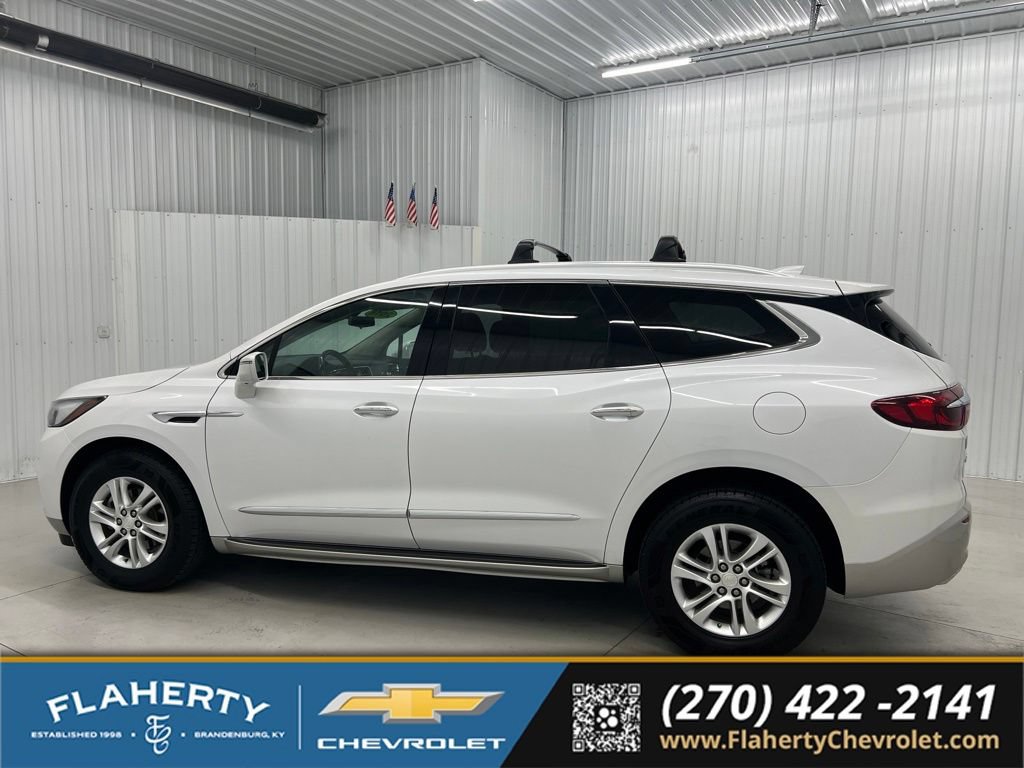 Used 2018 Buick Enclave Premium w/ LPO, Hit The Road Package AWD/4WD image 5