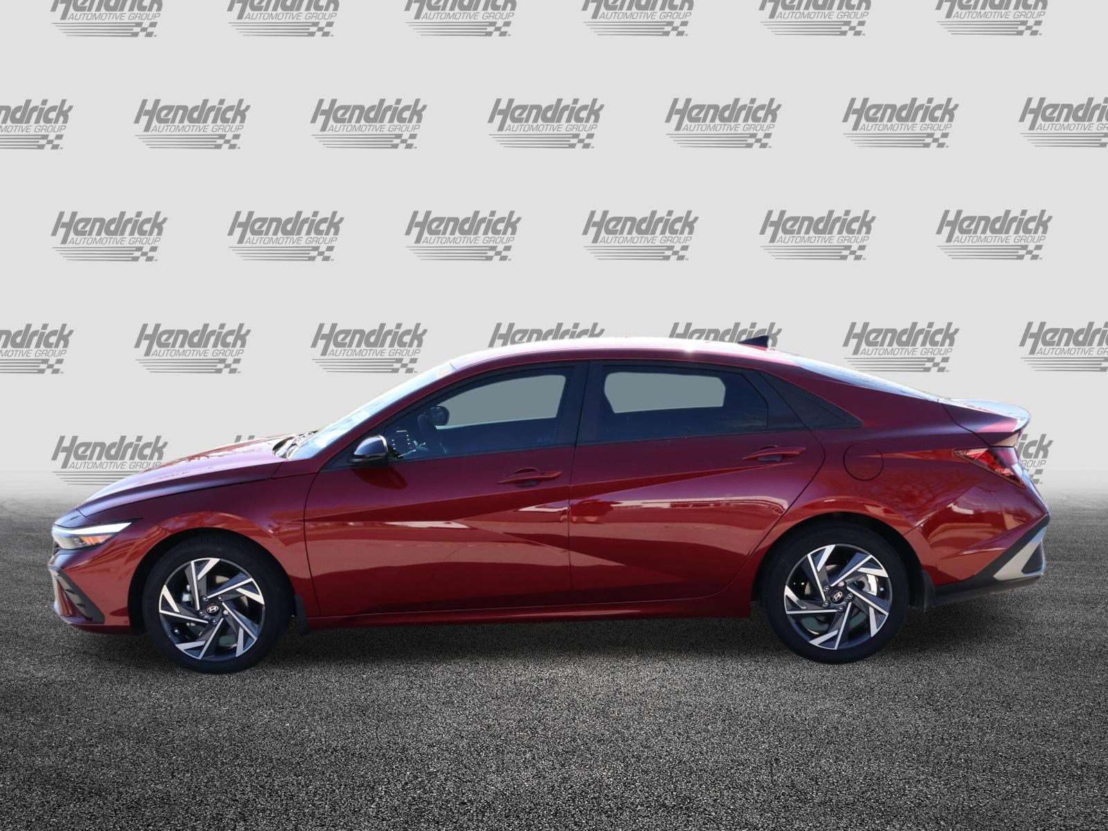 Used 2025 Hyundai Elantra Sport image 6
