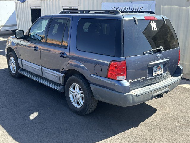 Used 2006 Ford Expedition XLT AWD/4WD image 2