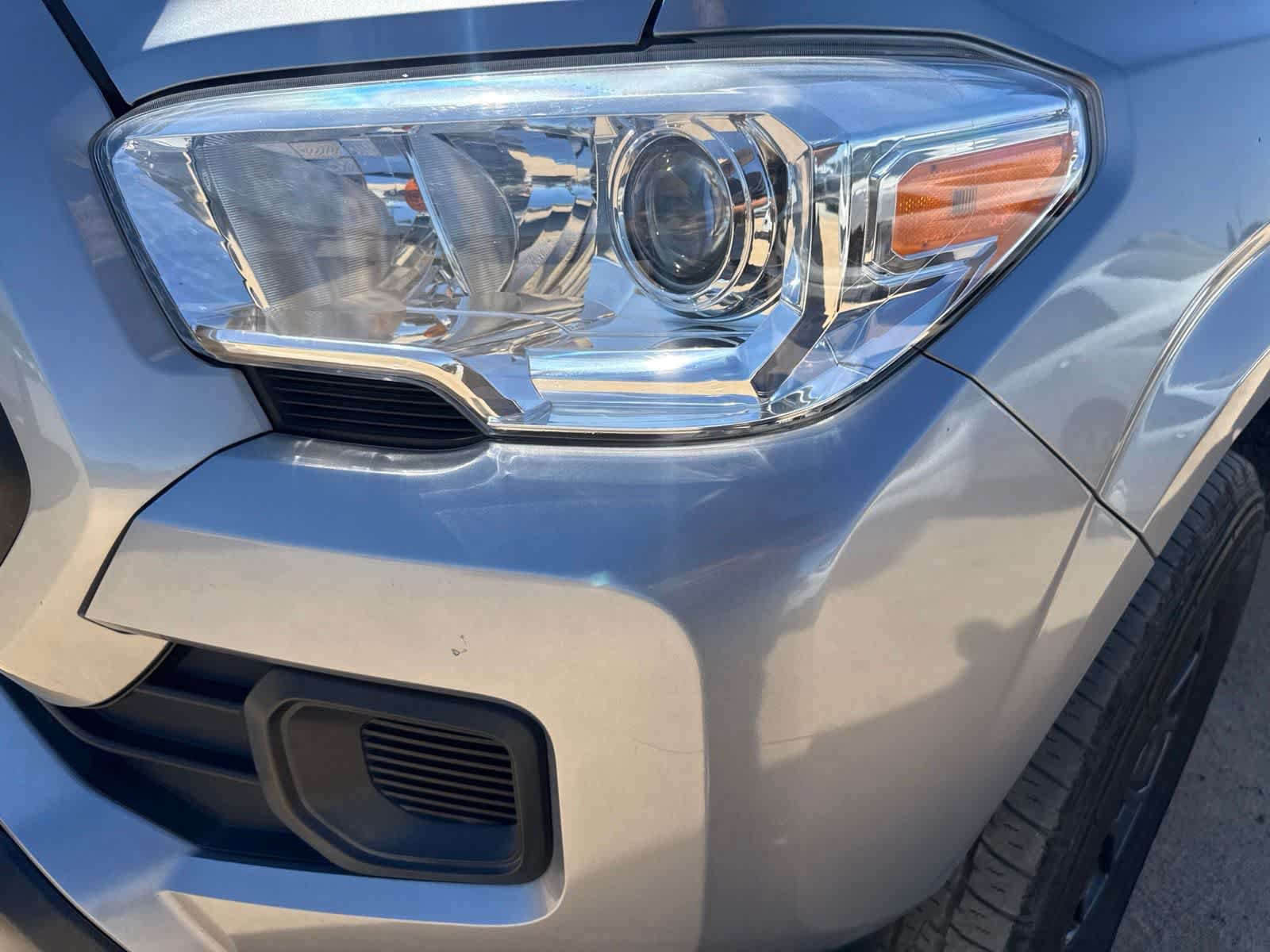 Used 2021 Toyota Tacoma SR w/ SR Convenience Package RWD image 7