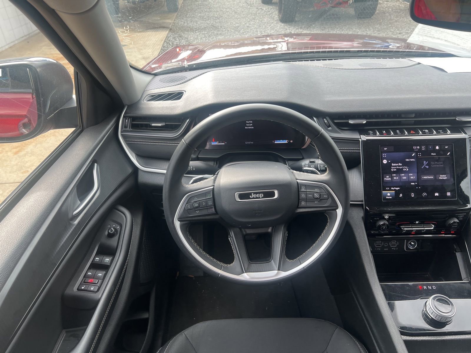 Used 2023 Jeep Grand Cherokee L Laredo image 11