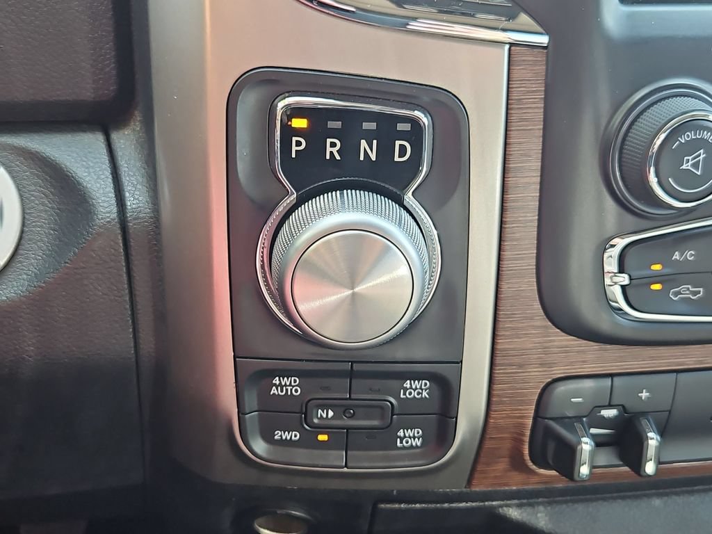Used 2016 RAM 1500 Laramie w/ Convenience Group AWD/4WD image 27
