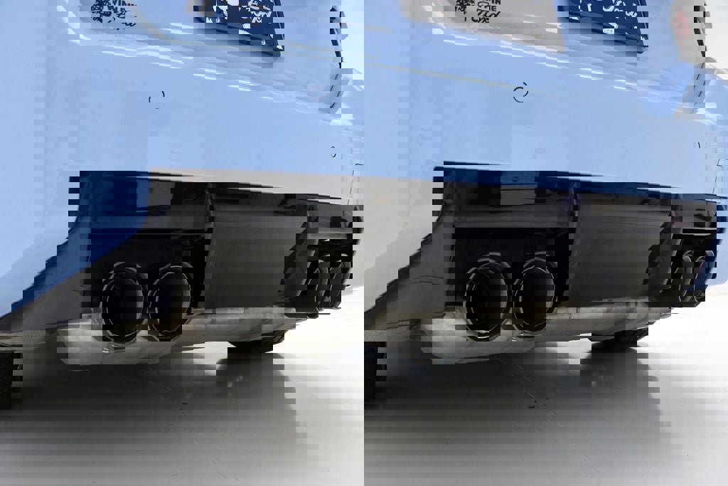 Used 2023 BMW M2 w/ Lighting Package image 19