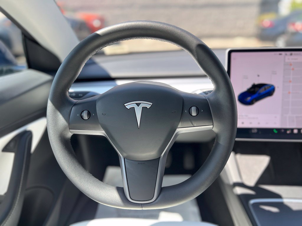 Used 2021 Tesla Model 3 Long Range AWD/4WD image 29