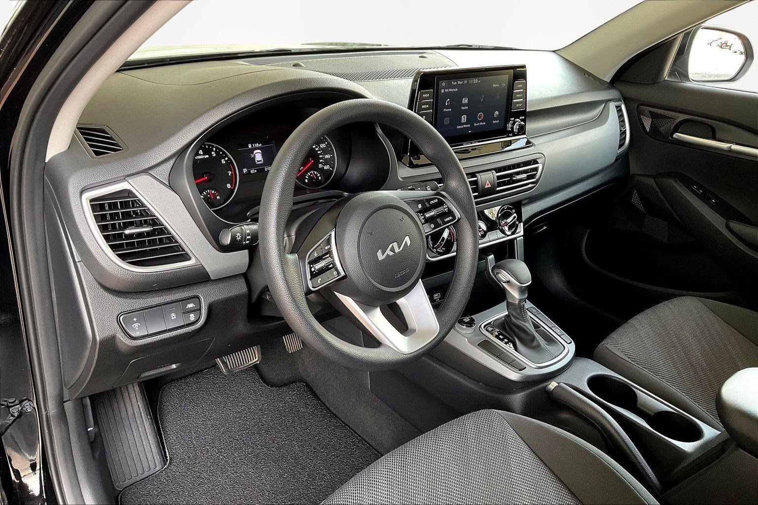 Used 2023 Kia Seltos LX image 16