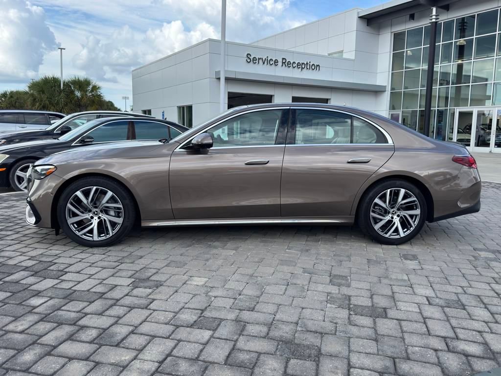 New 2026 Mercedes-Benz E 350 4MATIC Sedan image 12