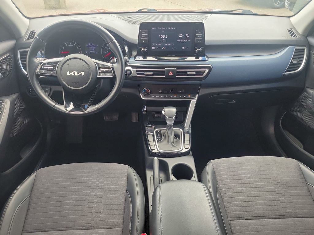 Used 2023 Kia Seltos S FWD image 9