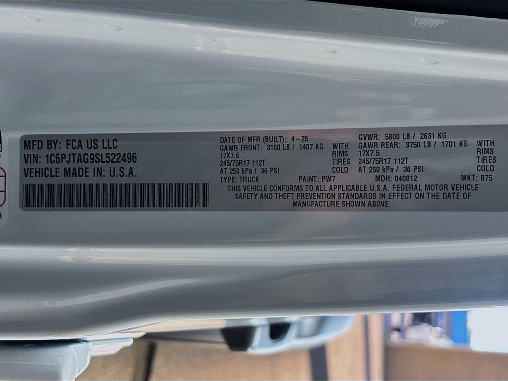 Used 2025 Jeep Gladiator Sport image 29