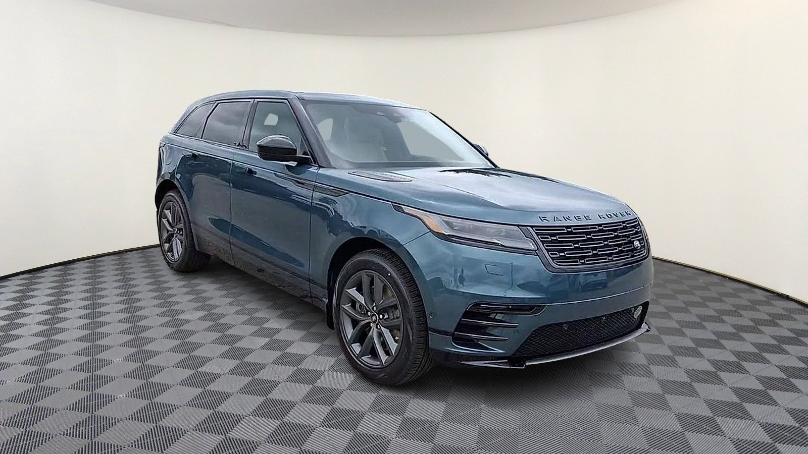 Certified 2026 Land Rover Range Rover Velar Dynamic SE image 2