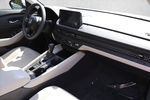 Certified 2023 Honda Accord EX image 27