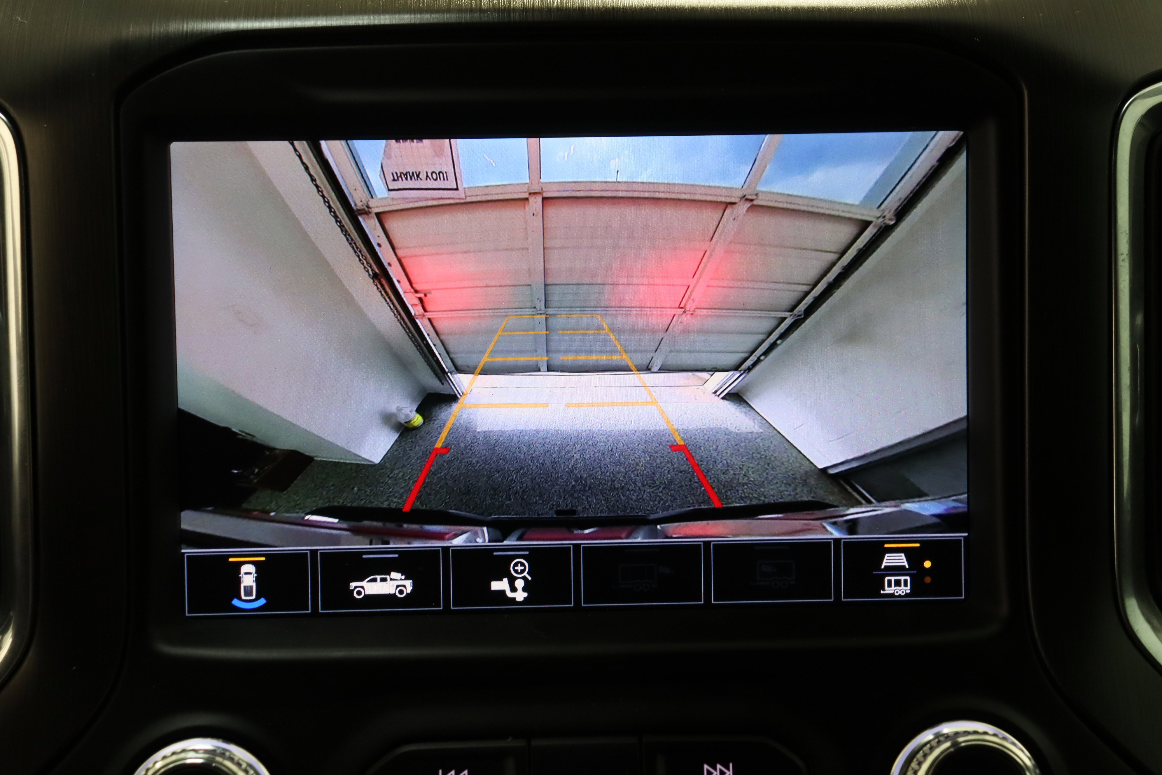 Used 2022 GMC Sierra 2500 AT4 image 22