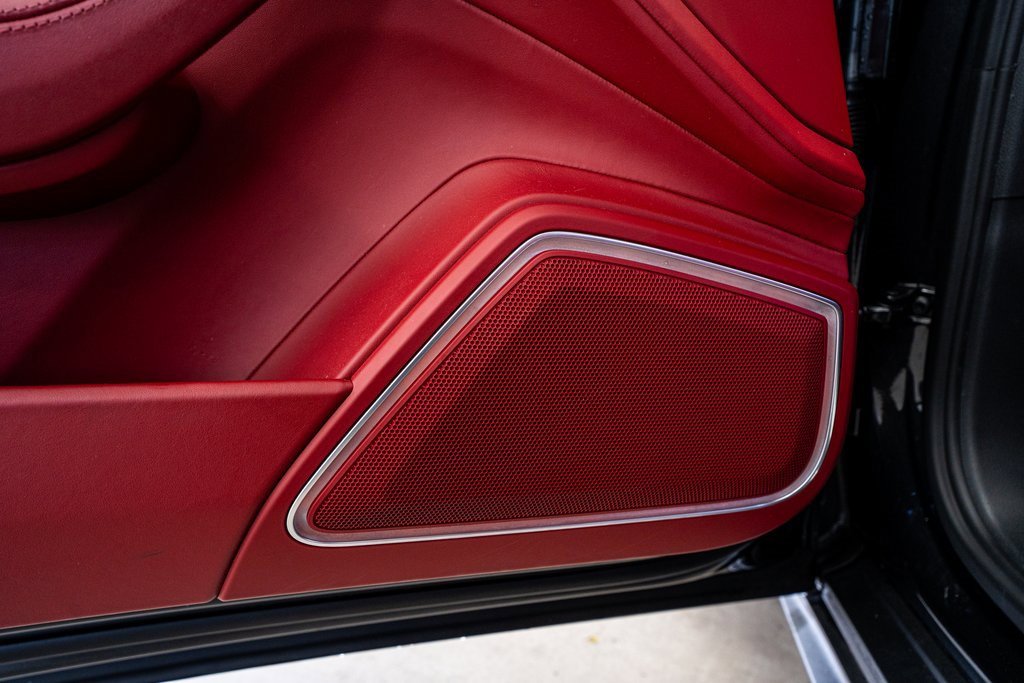 Used 2021 Porsche Panamera 4 image 31