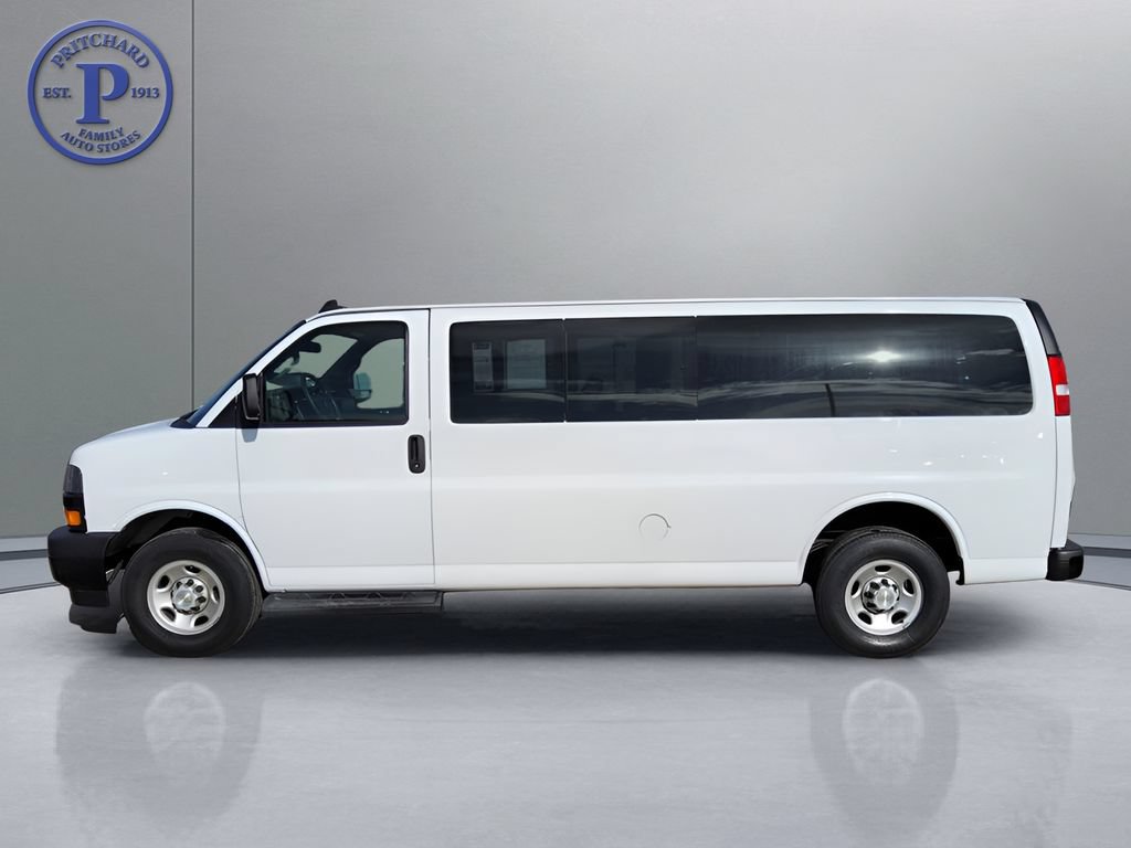 Used 2023 Chevrolet Express 3500 LS RWD image 4