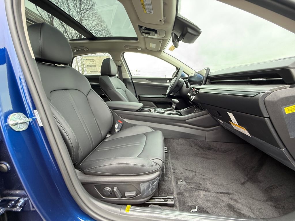 New 2026 Kia K5 EX image 27