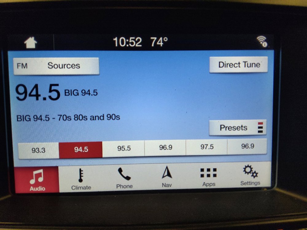 Used 2019 Ford Explorer XLT w/ Equipment Group 202A FWD image 25