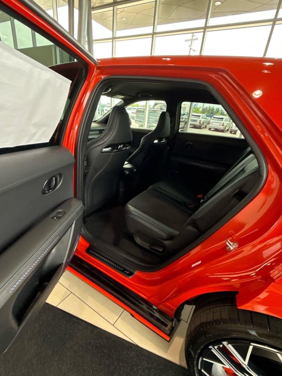 New 2026 Hyundai Ioniq 5 N AWD/4WD image 34