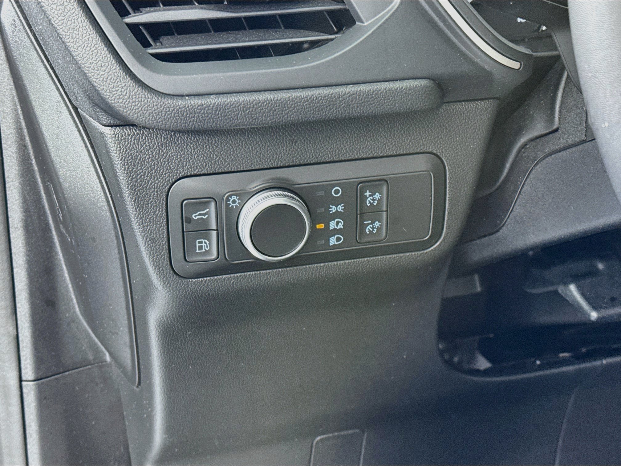 Used 2022 Ford Escape SE w/ Convenience Package AWD/4WD image 10