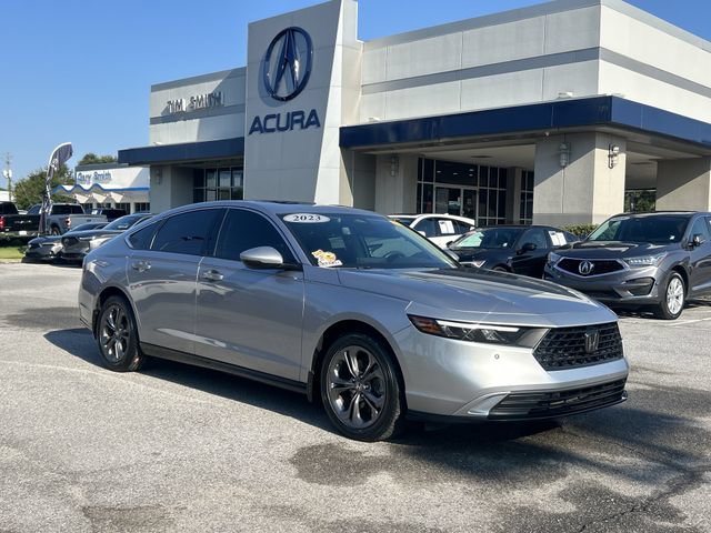 Used 2023 Honda Accord EX-L image 2