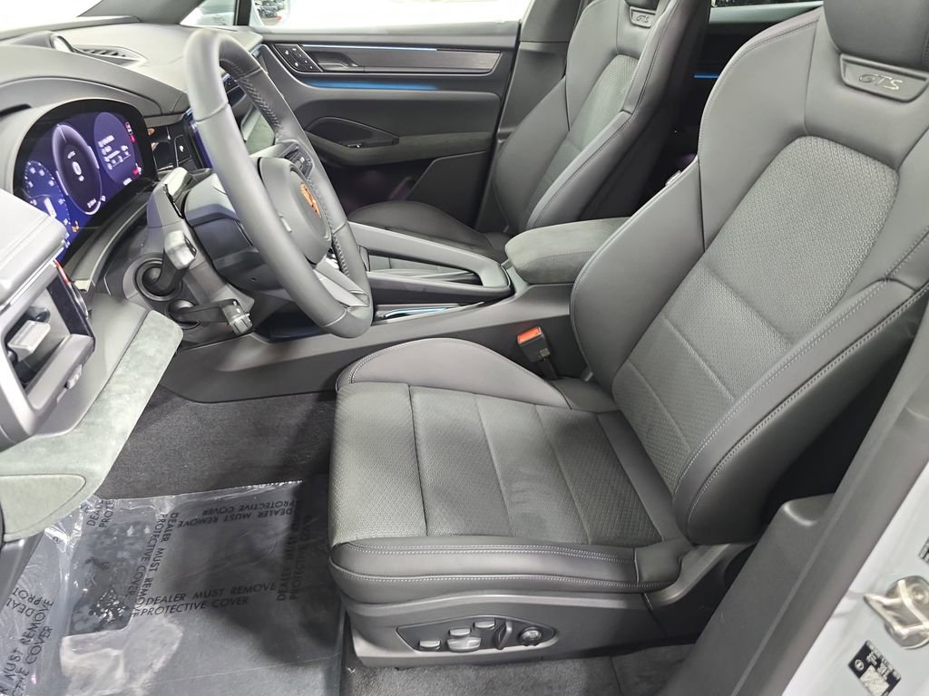 New 2026 Porsche Macan GTS Electric image 5