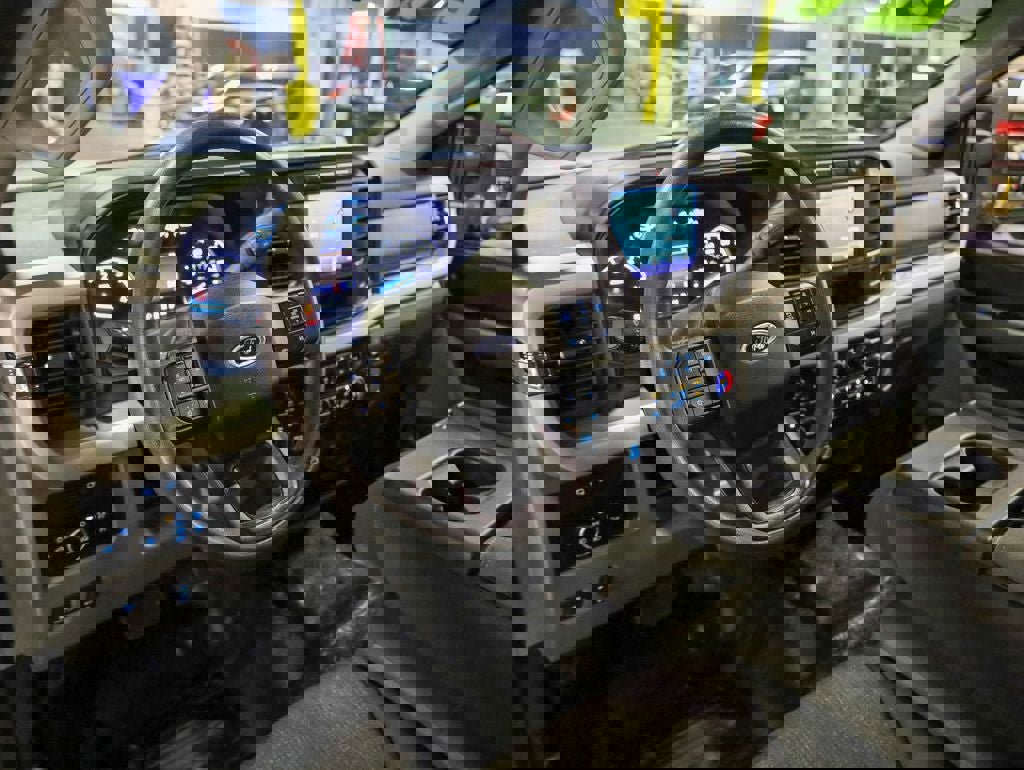 Used 2024 Ford F350 XLT w/ FX4 Off-Road Package image 12