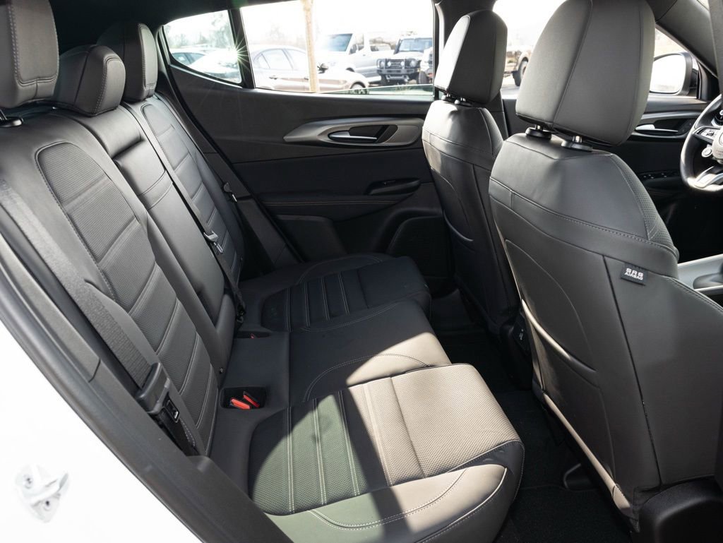 New 2026 Alfa Romeo Tonale w/ Black Premium Package image 55