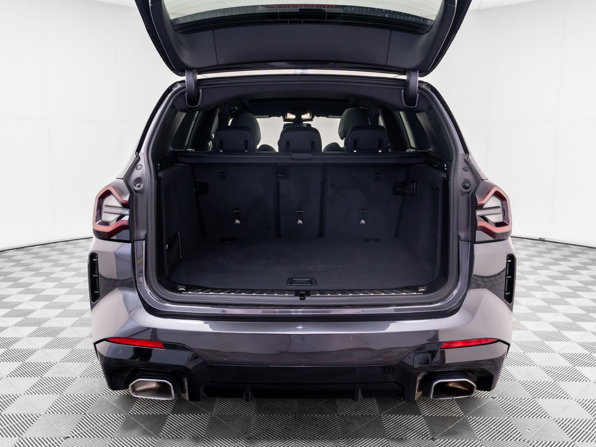 Used 2023 BMW X3 xDrive30i w/ M Sport Package AWD/4WD image 28