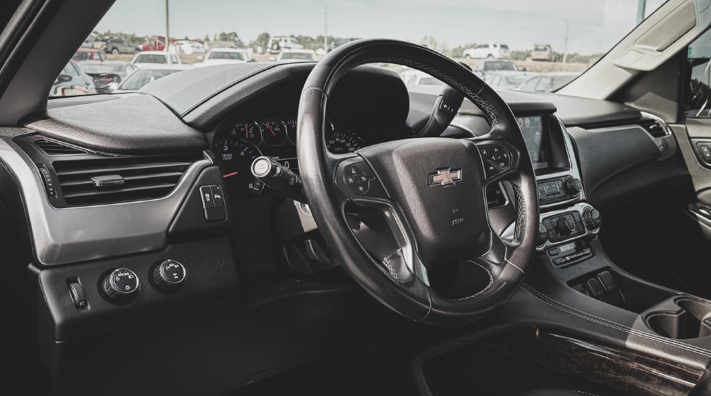 Used 2020 Chevrolet Tahoe LS AWD/4WD image 2