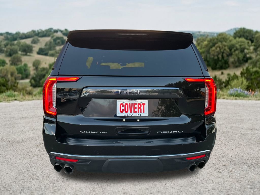 Used 2023 GMC Yukon XL Denali Ultimate AWD/4WD image 9