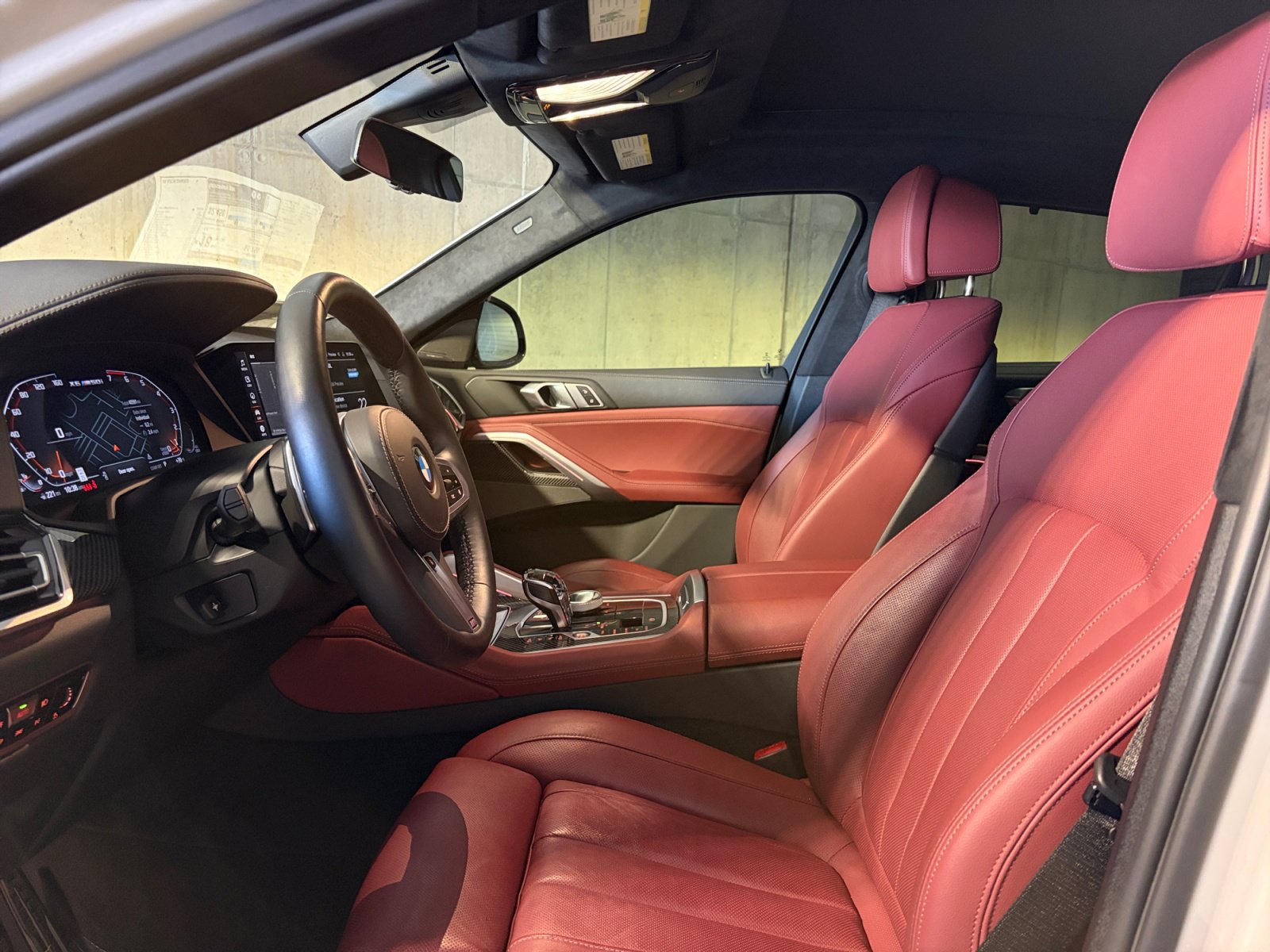 Used 2022 BMW X6 M50i w/ Executive Package AWD/4WD image 4