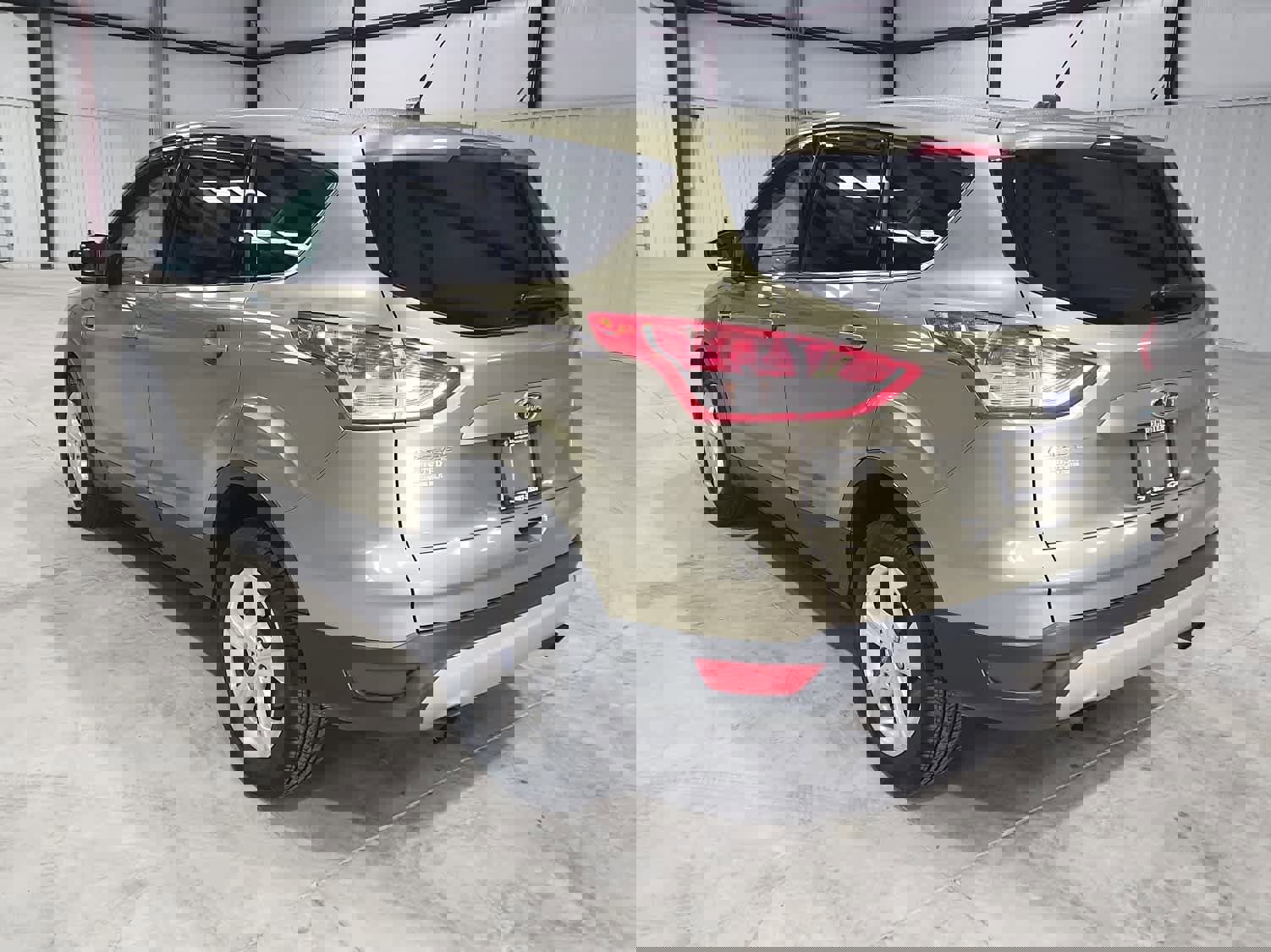 Used 2013 Ford Escape SE image 3