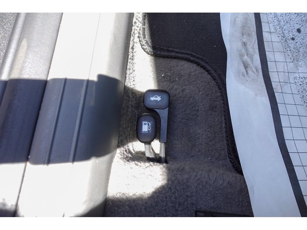 Used 2026 Hyundai Elantra SEL FWD image 13