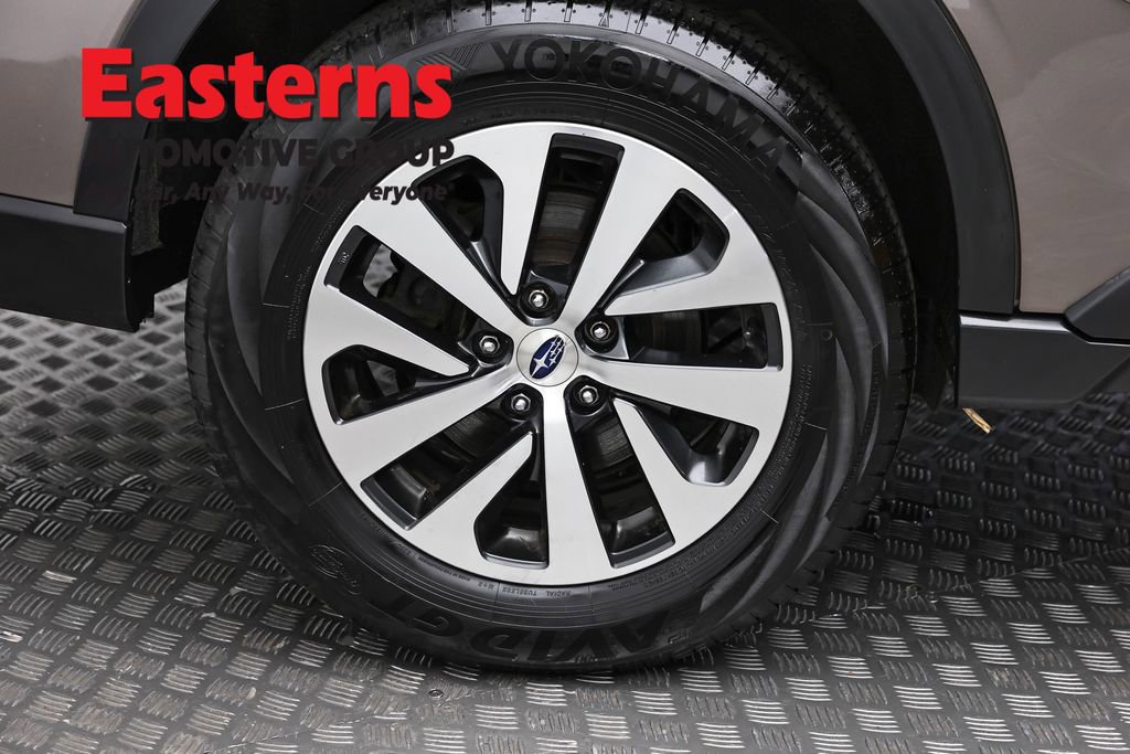 Used 2022 Subaru Outback Premium image 29