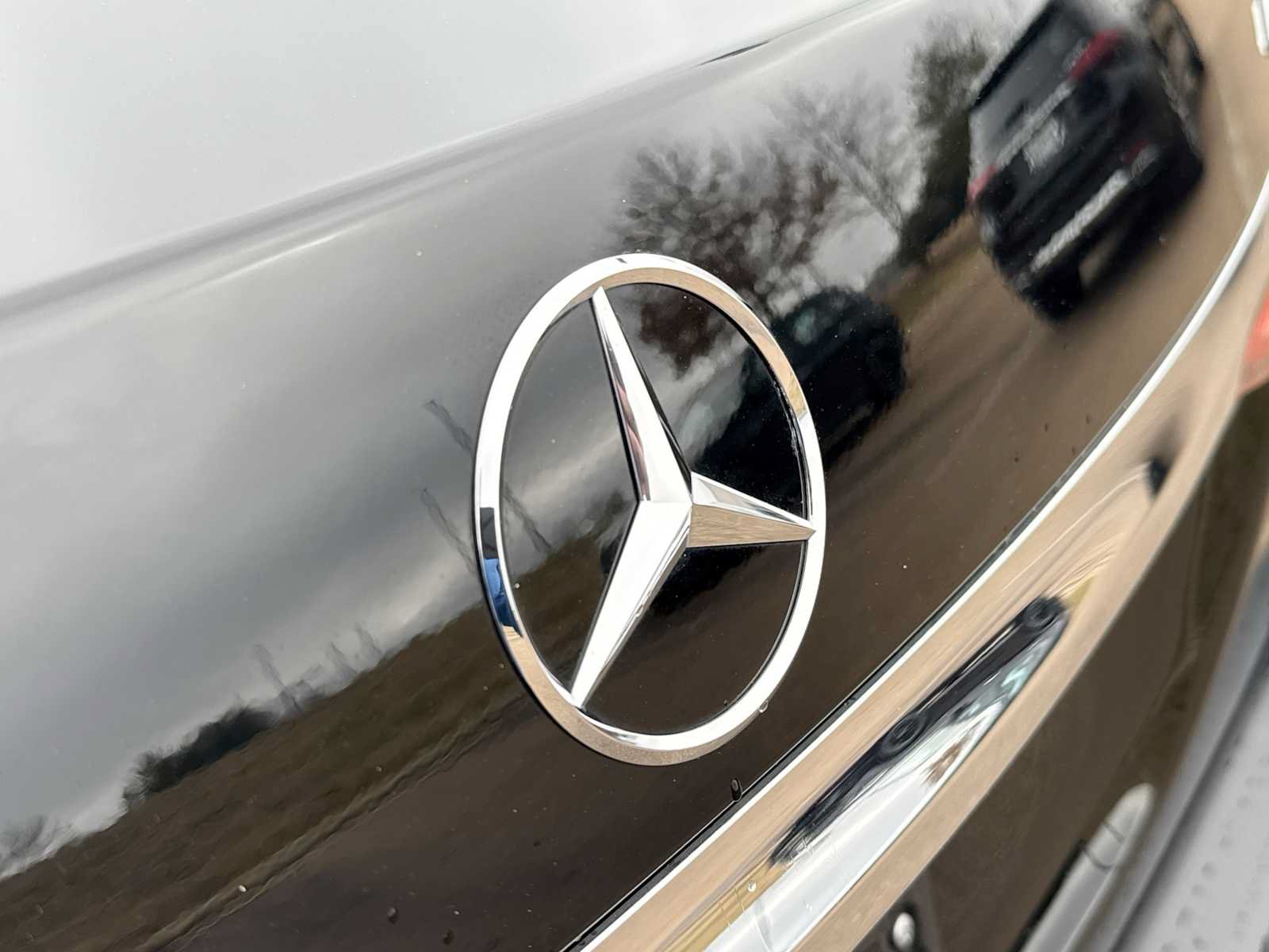 Used 2024 Mercedes-Benz S 580e 4MATIC Sedan image 10