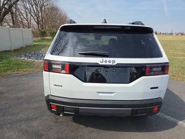 Used 2026 Jeep Cherokee Overland w/ Advanced Pro Tech Group AWD/4WD image 3
