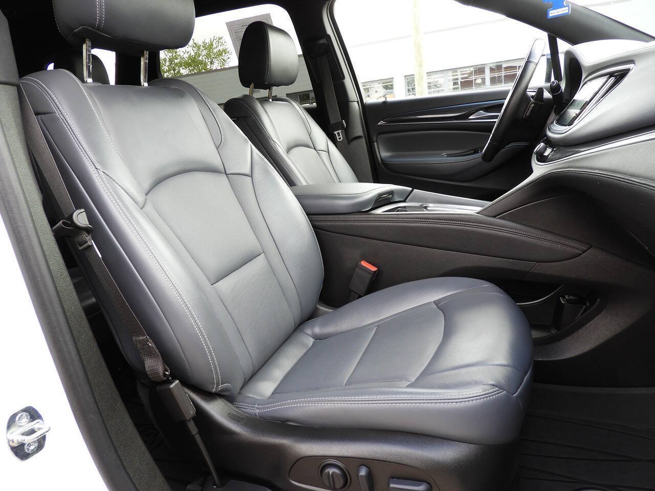 Used 2022 Buick Enclave Essence w/ Trailering Package, 5000 lbs. FWD image 38