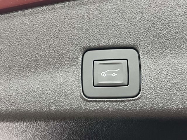 Used 2025 Chevrolet TrailBlazer LT w/ Convenience Package FWD image 23
