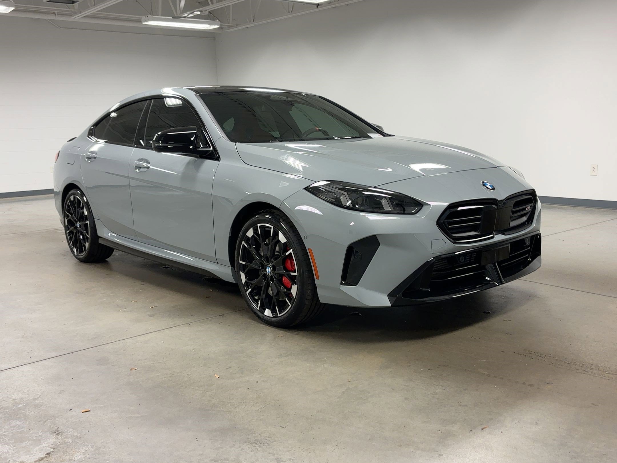 Used 2025 BMW M235i xDrive w/ Premium Package image 6