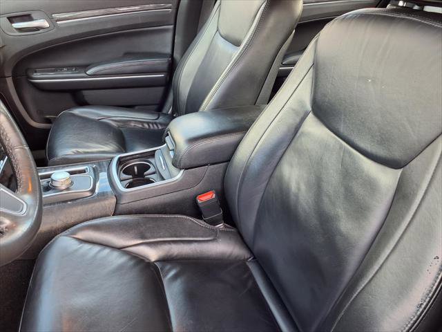 Certified 2020 Chrysler 300 Touring L w/ 300 Premium Group image 3