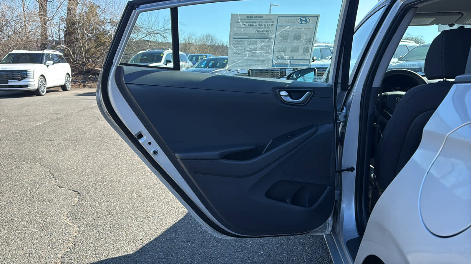 Used 2018 Hyundai Ioniq Blue image 22