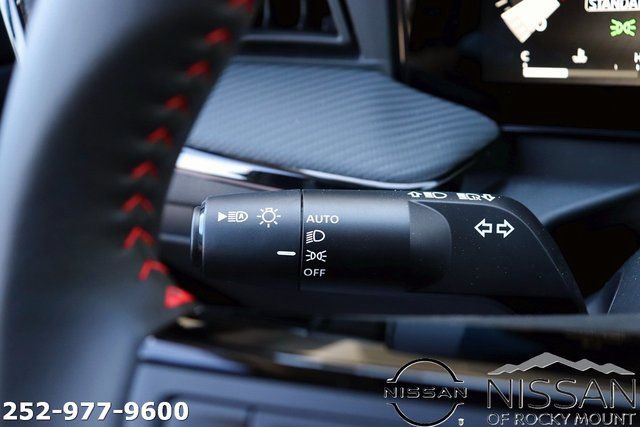 New 2025 Nissan Kicks SR AWD/4WD image 20