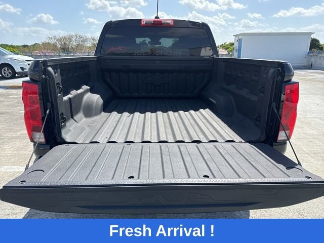 Used 2023 Chevrolet Colorado LT image 15