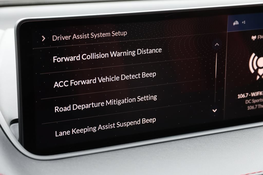 Used 2024 Acura MDX A-Spec AWD/4WD image 31